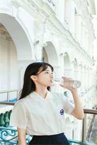 在线阅读穿越百年:从仙帝开始养女儿