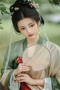 团宠：别惹女配，她身后皆是大佬全集小说