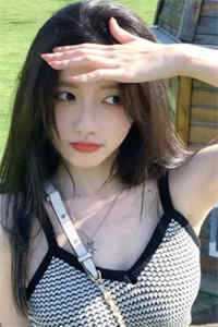 娱乐圈女配持续发疯，反派疼爱不已全文浏览