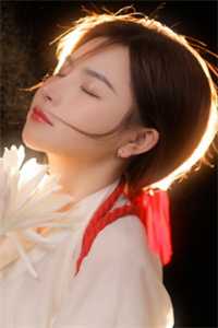 短篇小说离婚后，傲娇大佬日日缠着她