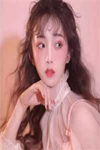 热门小说绑定吃瓜系统，恶毒女配逆袭了
