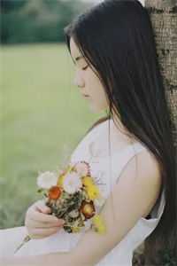 强吻女师尊后，她为我强行续命全集小说推荐