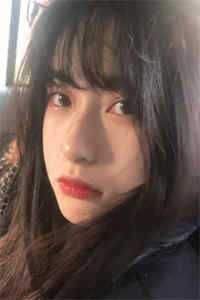 完整版阅读男扮女装后,校霸非要我微信