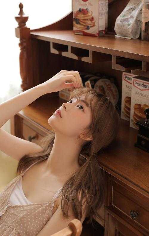 快穿：穿无脑女配后，表示去你的短篇小说