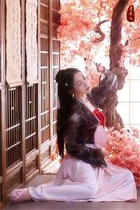 畅销书籍新婚夜，夫人她读心植物人总裁