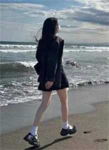 畅读佳作新婚夜，夫人她读心植物人总裁