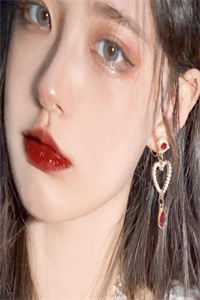 精选篇章阅读弃婚当天，路边捡了个宠妻狂魔