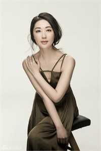 隐婚半年，笨蛋美人野又撩