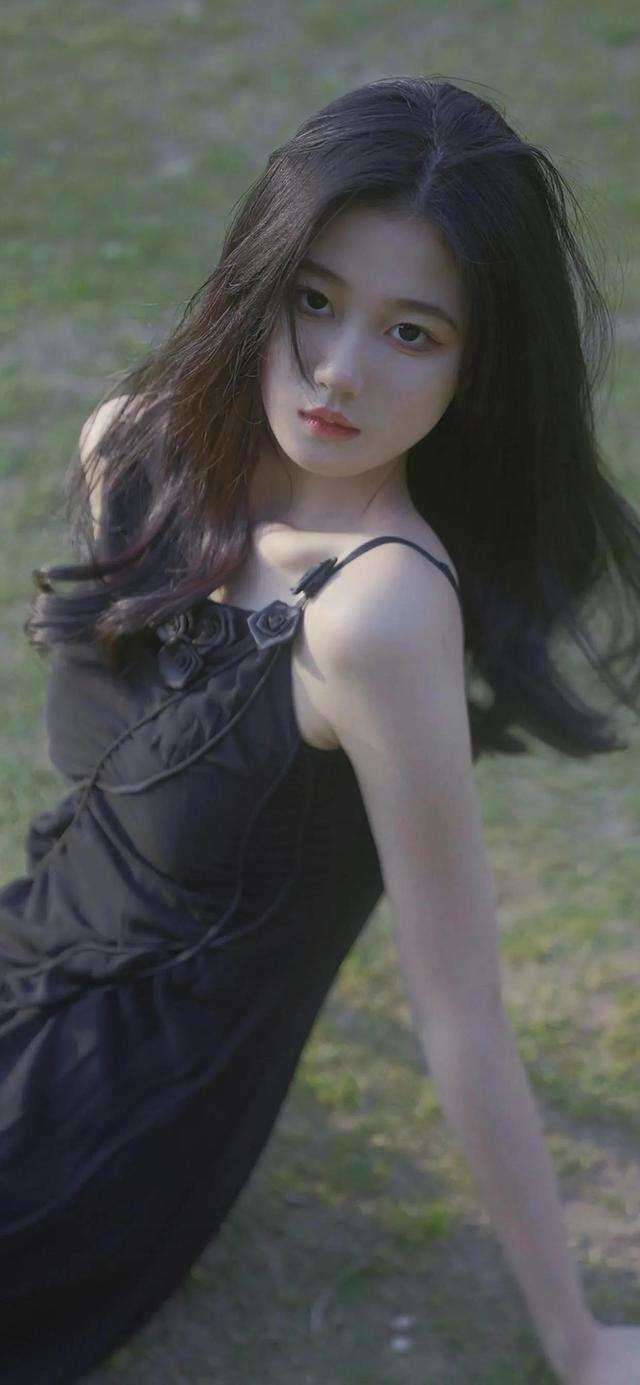 直播：让你科普，你在恐怖禁地疯狂整活？