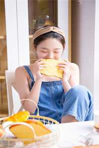小可怜没人爱，闪婚老公宠入骨