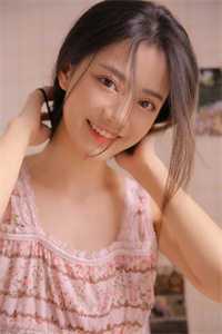 戚晓霜的小心讨好