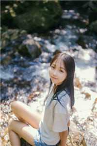 畅销书目倾城王妃太吃香
