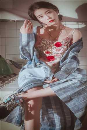 完整篇章结婚周年，老婆给男助理买游艇