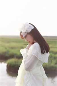 畅销巨著重生回台风天，未婚夫要随精神小妹翼装飞行前
