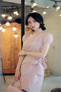 婚礼当天，未婚妻与秘书官宣了完整章节阅读