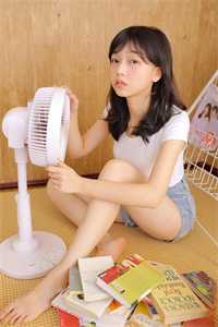 和用钱砸过的前女友重逢精品