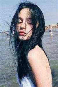 离婚后，我妈带着妹妹嫁入豪门全文小说