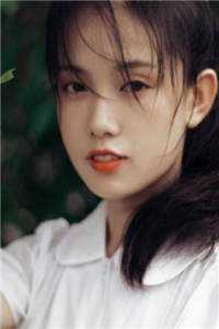 替闺蜜把她儿子养大成才后，她却疯了精选篇章阅读