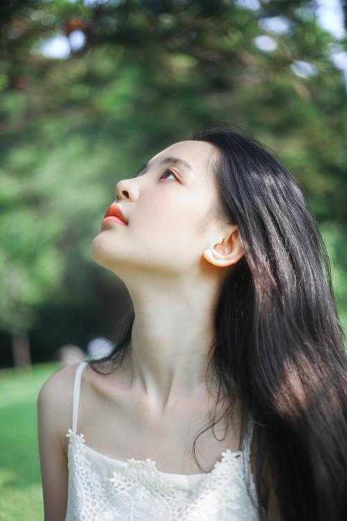 畅销巨著真千金重生后怒撕渣男