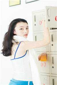 精品选集替闺蜜把她儿子养大成才后，她却疯了