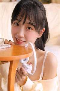 学霸女儿被退学后，老公跪寻妻女火葬场畅销小说