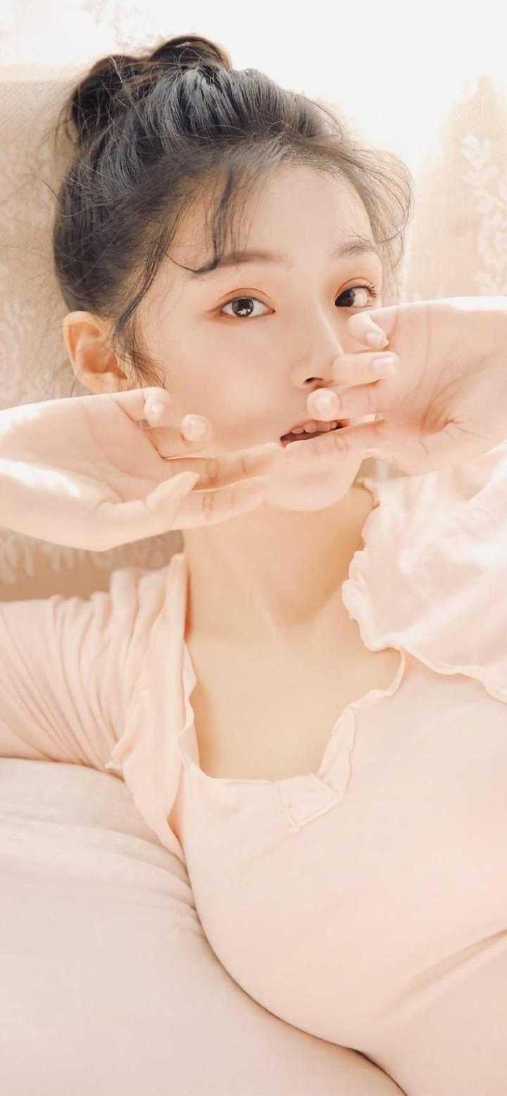 学霸女儿被退学后，老公跪寻妻女火葬场完整章节阅读