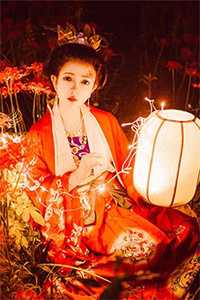 权明赫沈毓灵的小说穿成炮灰女主后，引诱了疯批暴君免费阅读