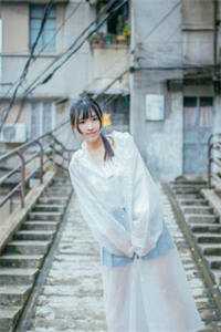 生女儿后，婆婆霸占百日宴礼金