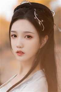 八十岁老公和六十岁女儿联手杀我，我重生回自己成为国民女神那天
