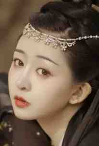 重生后，报复抢我家人的白莲花