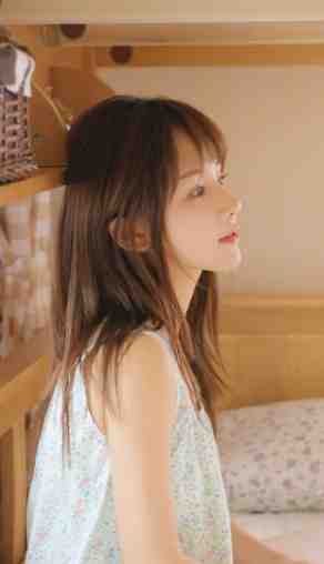 我被改造成蜥蜴人后，总裁老婆疯了