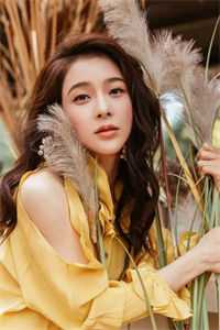 重生后，妹妹选了世情剧本