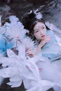 丁克五年的老婆出差八个月，却抱娃归来