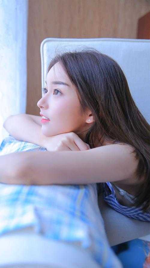 未婚夫用命救我后，转身和白月光开房