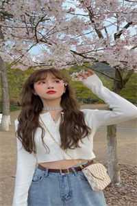 我十六岁时，父皇才想起自己还有这么一个女儿