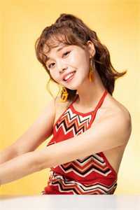 被剖去蛇胆后，女儿被做成药酒