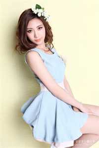 他日君相问，休言是故人玉佩陆七