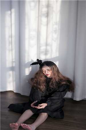 贱奴偷走我和女儿的身份，回府后我杀疯了