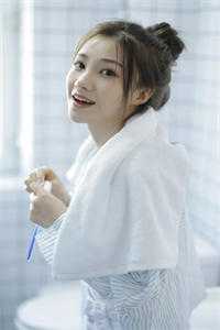 她选择对男闺蜜负责后，我和前女友结婚了