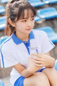 佛子未婚夫清修三年带回十个儿子
