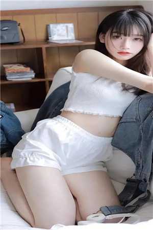 怀孕三个月，老公和三个儿子却把我关进棺材