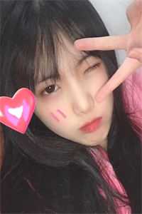 房车被影帝老公送给小花后，我让他重回十八线
