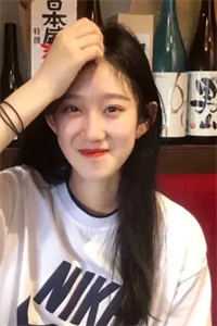 系统出BUG后，我被迫攻略三个男主