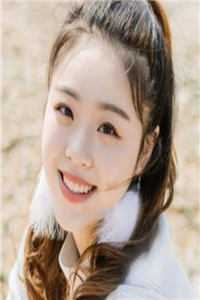 亲生女儿被养女当狗耍后我杀疯了