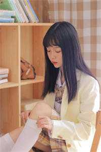 蔷薇雨后是悬崖