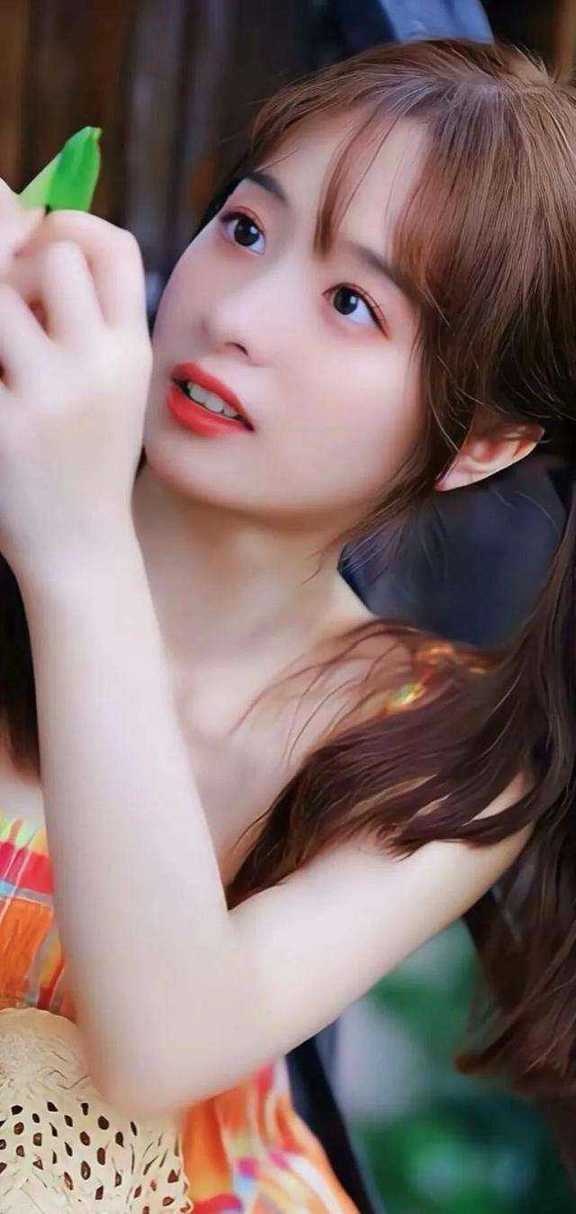他的白月光回国那天，我藏起孕肚连夜跑了