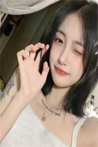童养夫资助女大学生后，我停了他的黑卡
