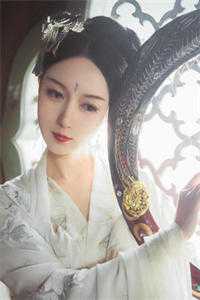 惊！穿成老寡妇，拖家带口去逃荒