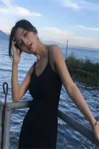 穿书女配被迫继承家业