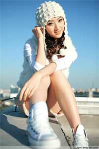 冲喜后，活死人相公被我气醒了